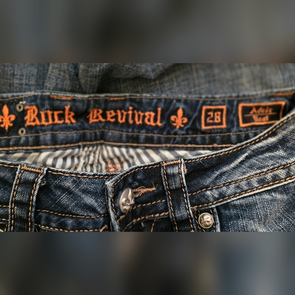 Rock Revival Distressed Blue Jeans - Picture 5 of 5